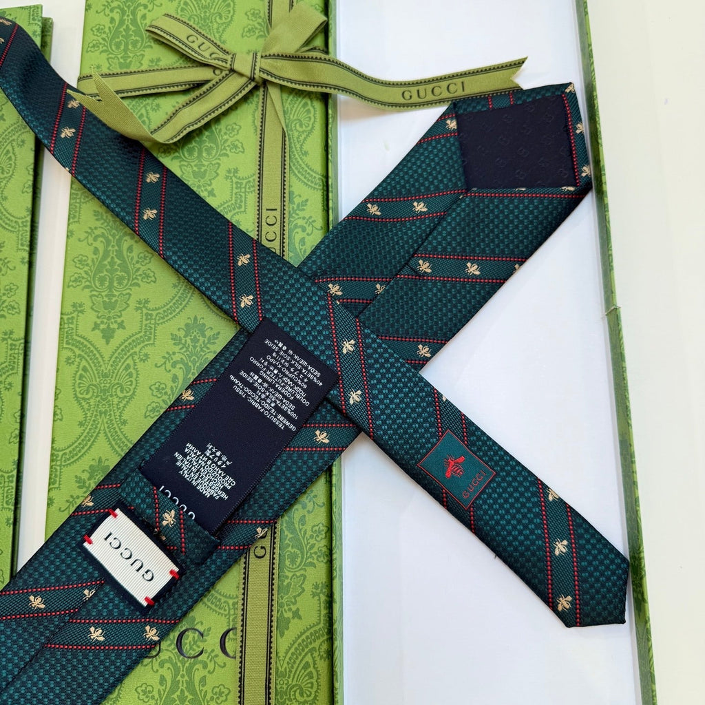 Gucci Style Men's Bee Stripe Jacquard Silk Tie