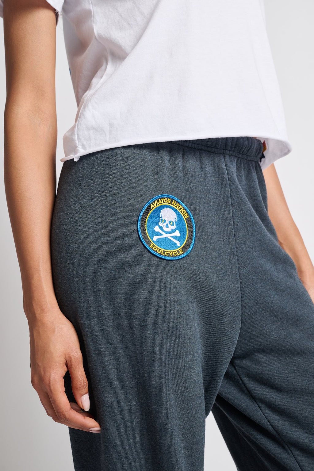 CLASSIC SWEATPANTS
