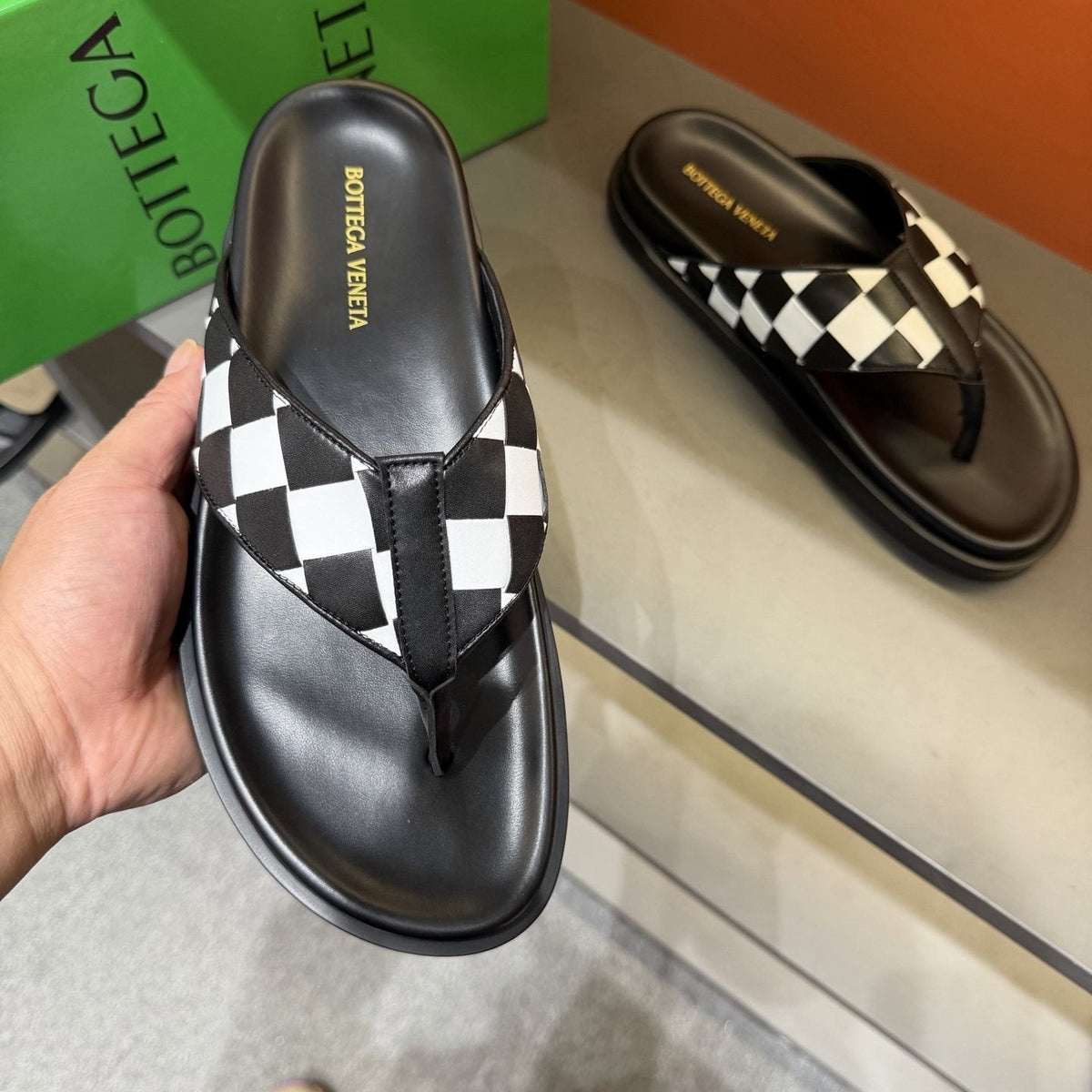 Bottega Veneta Men's Woven Thong Sandals - Black and White