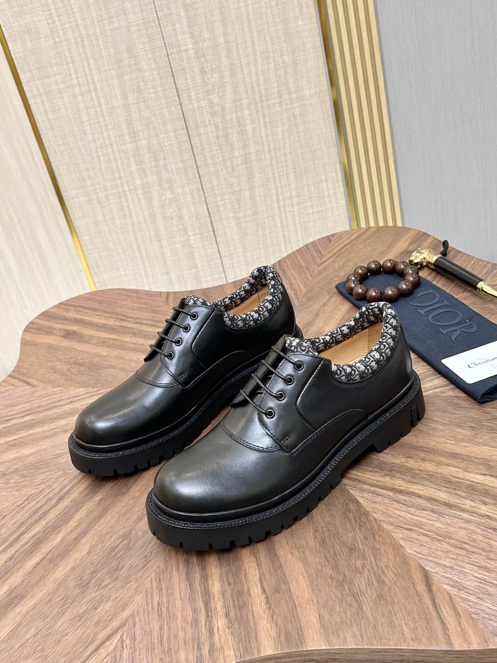 Dior Black Patterned-Collar Lace-Up Shoes