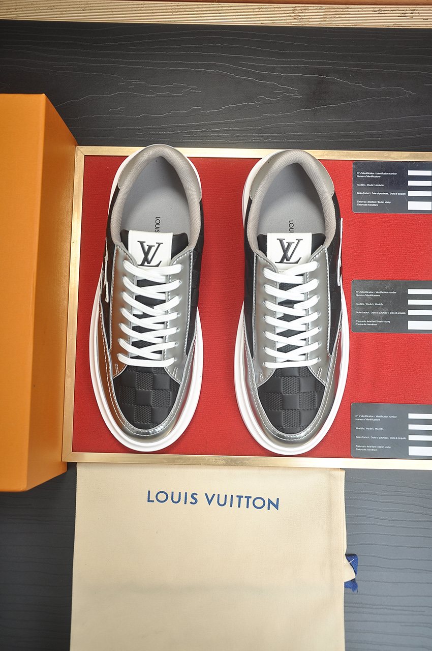 Louis Vuitton Paneled Low-Top Sneakers