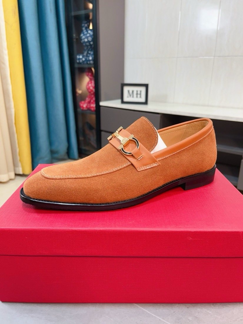 Ferragamo Men's Bit Loafers - Apron Toe With Contrast Stitching